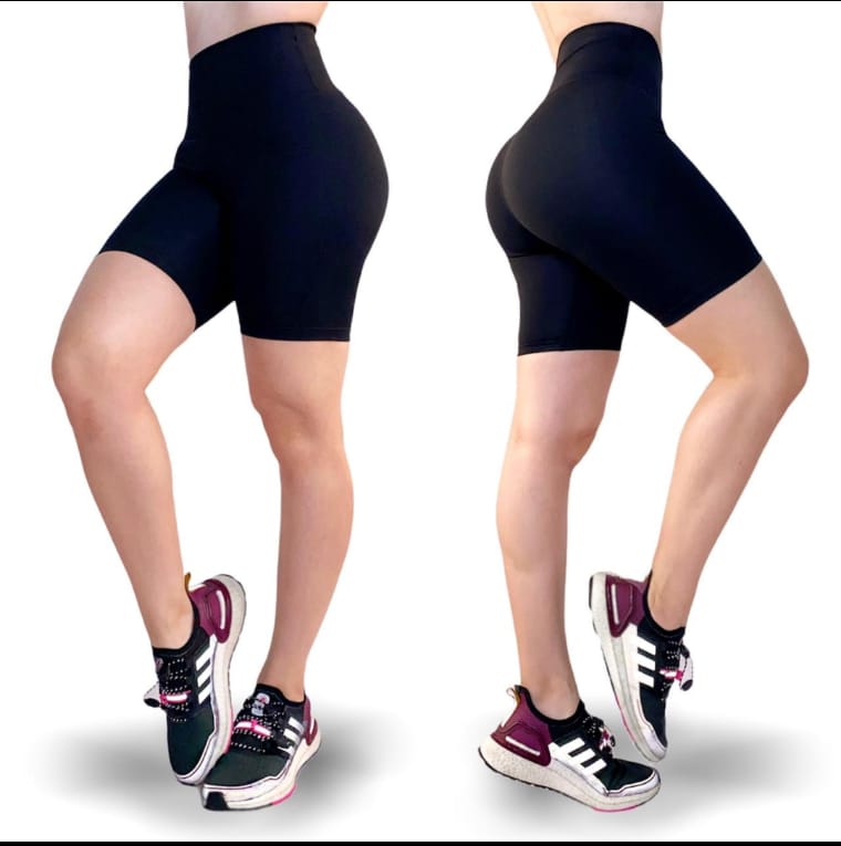 Pantalón corto deportivo negro SHO regular (cintura alta)