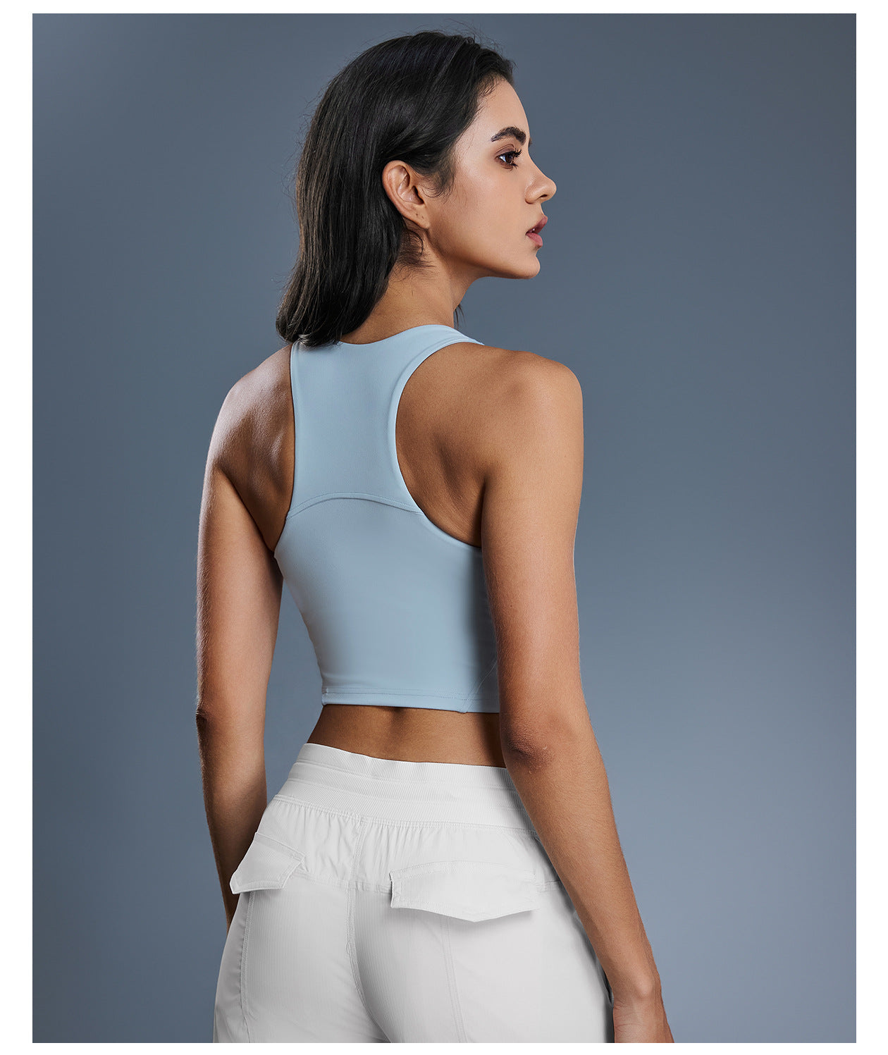 Top deportivo de sujeción alta con cuello en U "Eugene" (colores lisos)